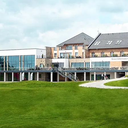 Aparthotel I Mazury Golf & Country Club *